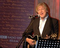 Justin Hayward live in Swindon - 1st October 2005